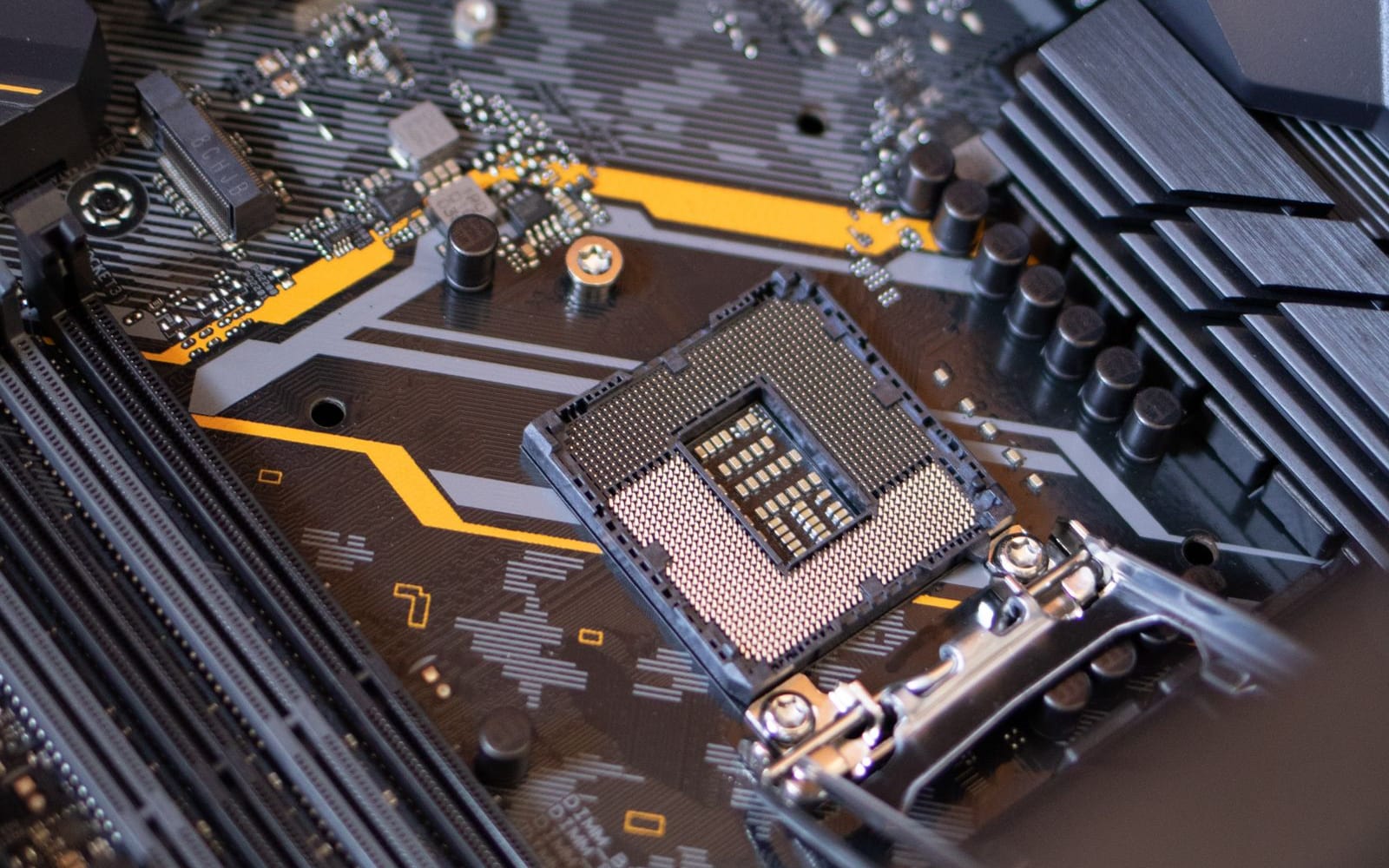 Herní základní deska a PC hardware